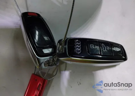 2025 Audi A8 L 55 Tfsi Quattro Tiptronic из США, поврежденный, VIN WAULDAF80SN011541